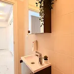 Stunning 1br In North District Apartamento Bucarest