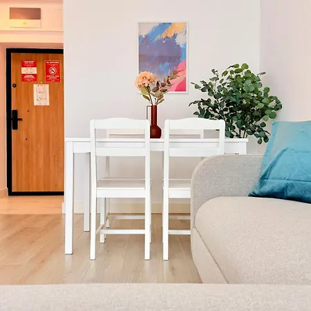 Stunning 1br In North District Bukurešť