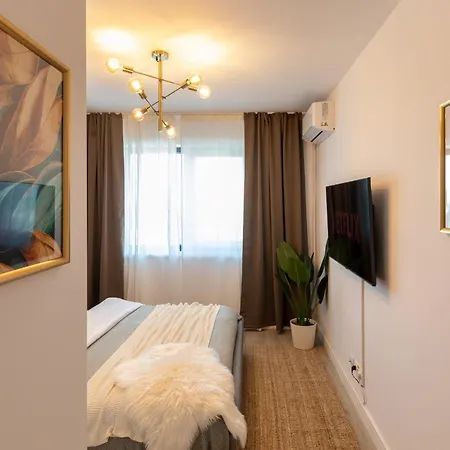 Stunning 1br Retreat In North District Βουκουρέστι