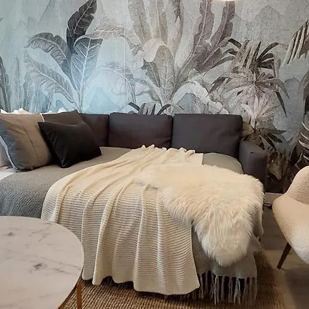 Апартаменты Stunning 1br Retreat In North District