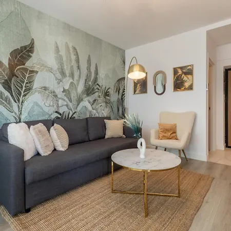 Stunning 1br Retreat In North District