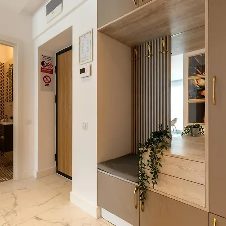Stunning 1br Retreat In North District Διαμέρισμα Βουκουρέστι