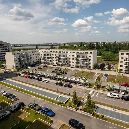 Stunning 1br Retreat In North District Apartament