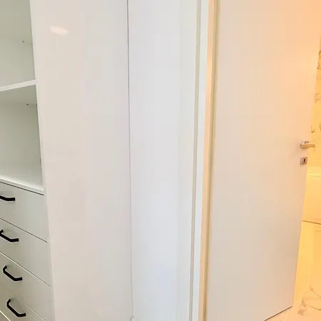 Stunning 1br In North District Lejlighed Bukarest