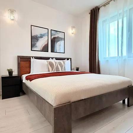 Stunning 1br In North District דירה